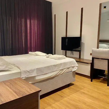 Aparthotel Black Marin